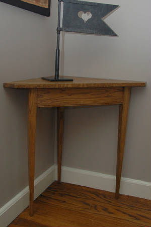 Corner_EndTable.jpg