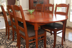 DiningTable2.jpg