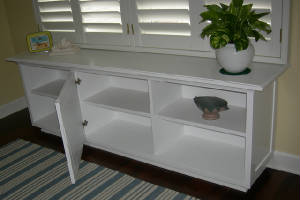 UnderwindowBookshelf2.JPG